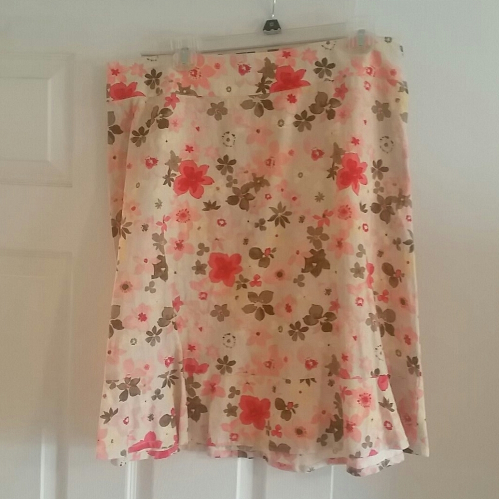 Christopher and Banks skirt